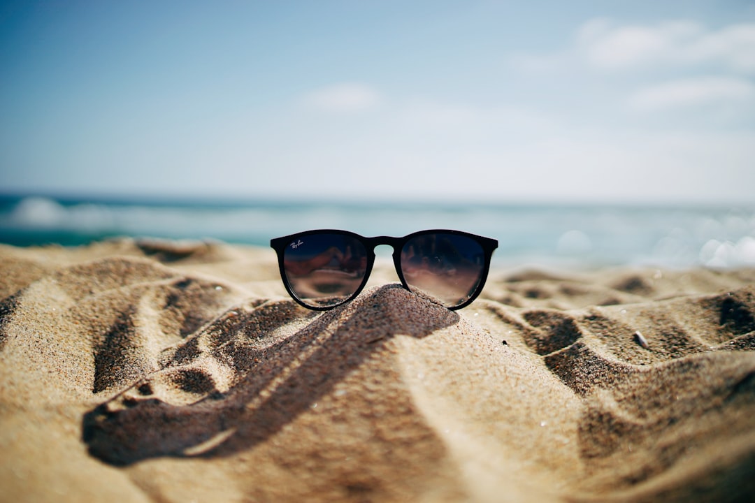 Polarized Sunglasses Reflection
